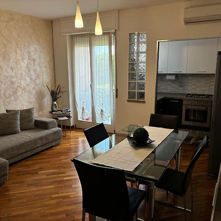 La Casa Di Ambra Apartment Limbiate Luaran gambar